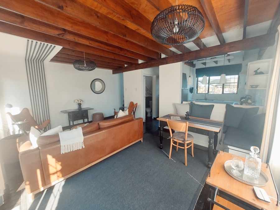 2 Bedroom Property for Sale in Heatherlands Western Cape